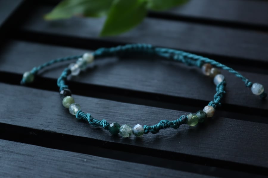 Bracelet with natural stones Moss Agate 