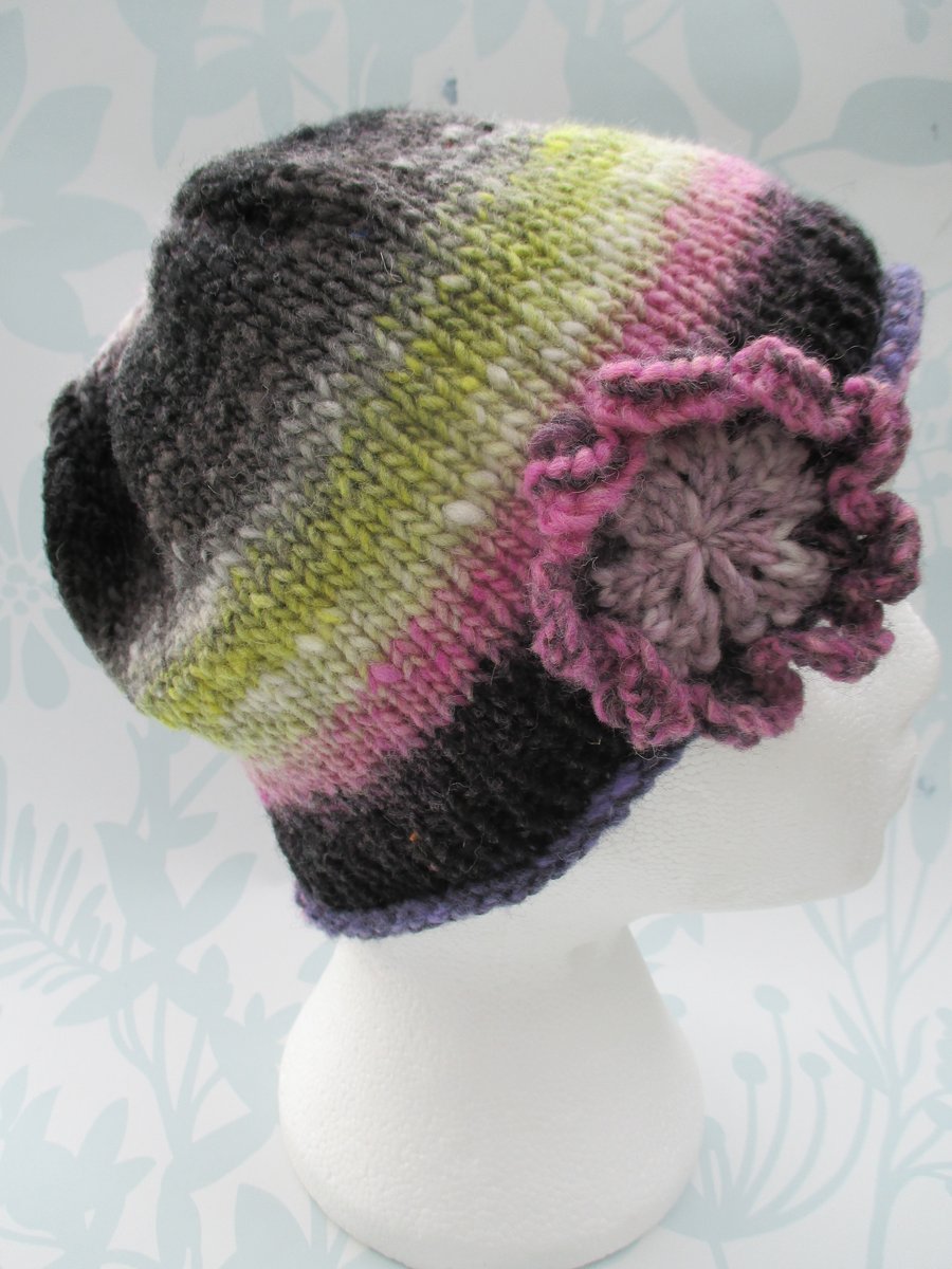 Handknit NORO Big Flower Roll up Beanie Hat 100% wool Black Pink Lavender MED