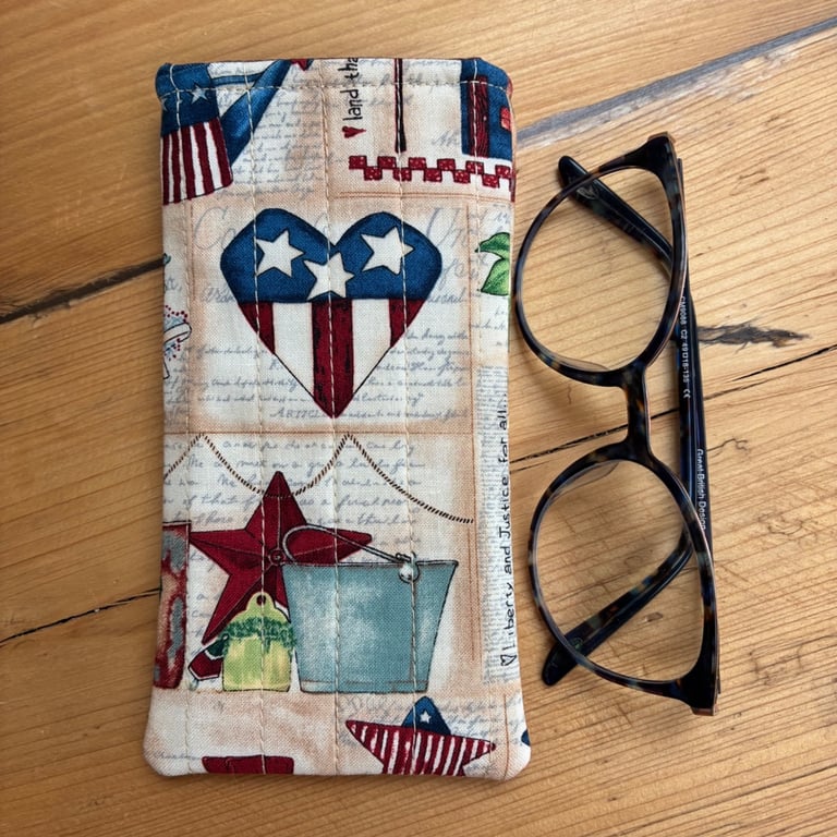 American Theme Quilted Fabric Glasses Case