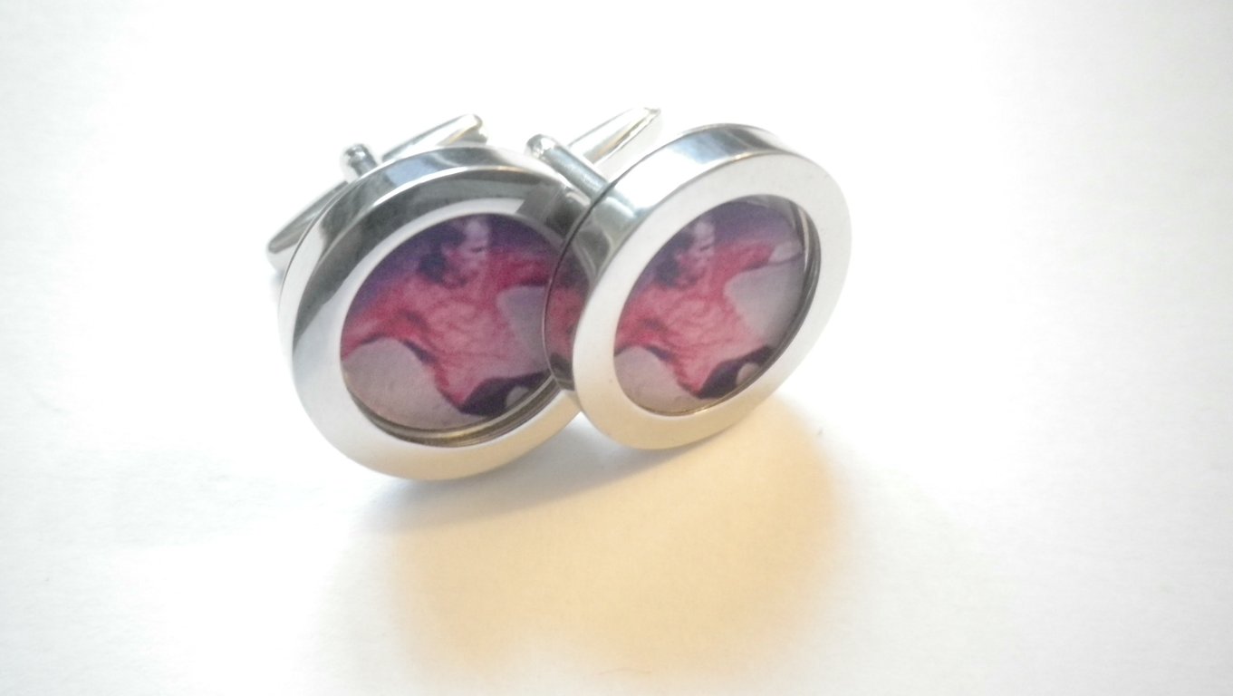 Soccer cufflinks,free shipping, gift wrapped, terrific image, ref 1234..