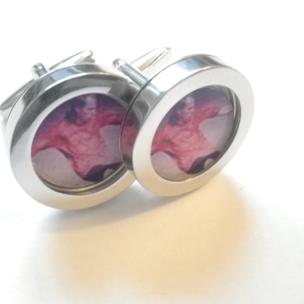 Soccer cufflinks,free shipping, gift wrapped, terrific image, ref 1234..