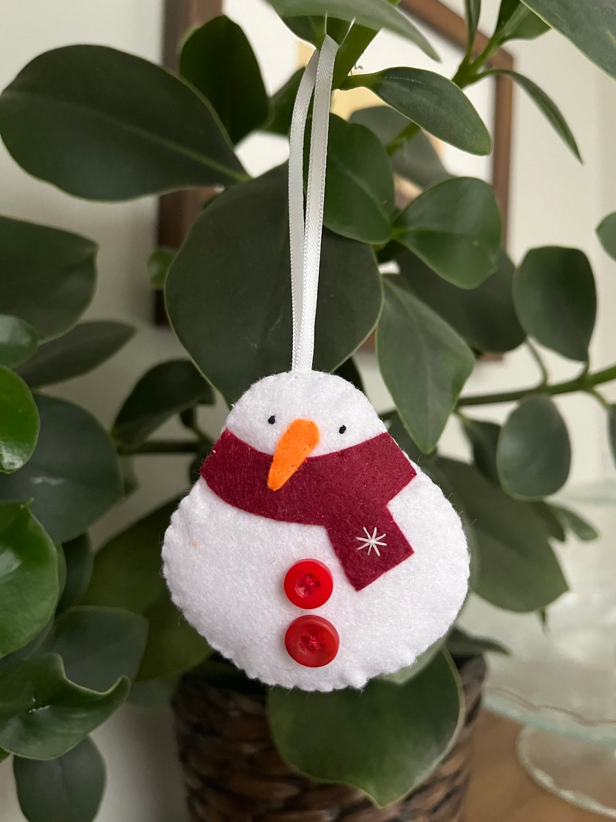 The Simple One - Felt Snowman Decoration