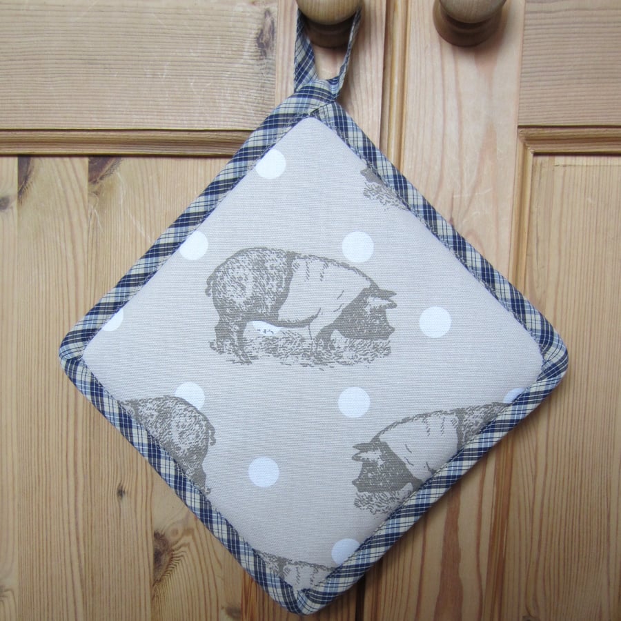 Pig Pot Holder