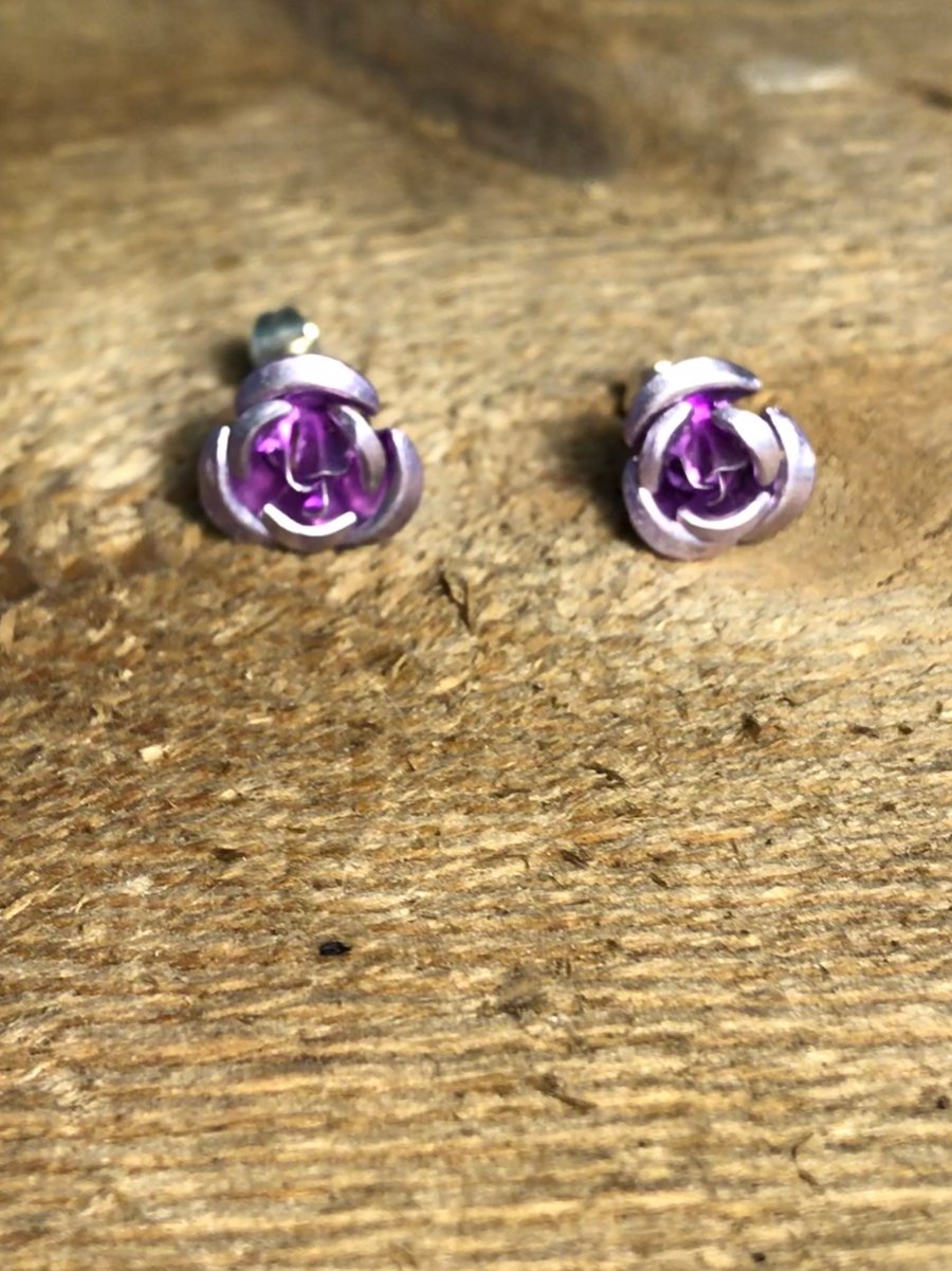 Lilac metal rose stud earrings