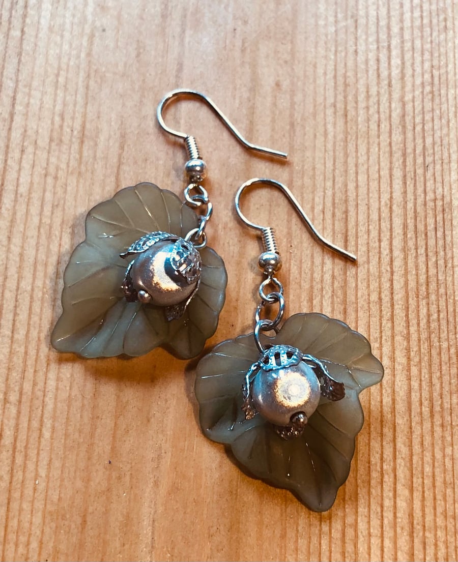 Leaf and white berry earrings 