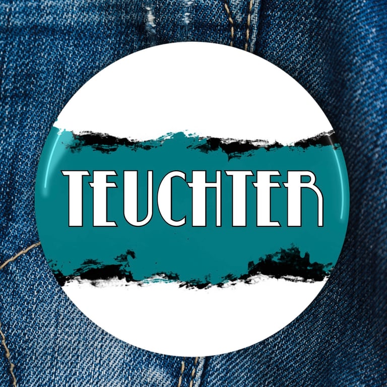 Teuchter  Doric Badge . Magnet . Pocket Mirror . Magnetic Bottle Opener