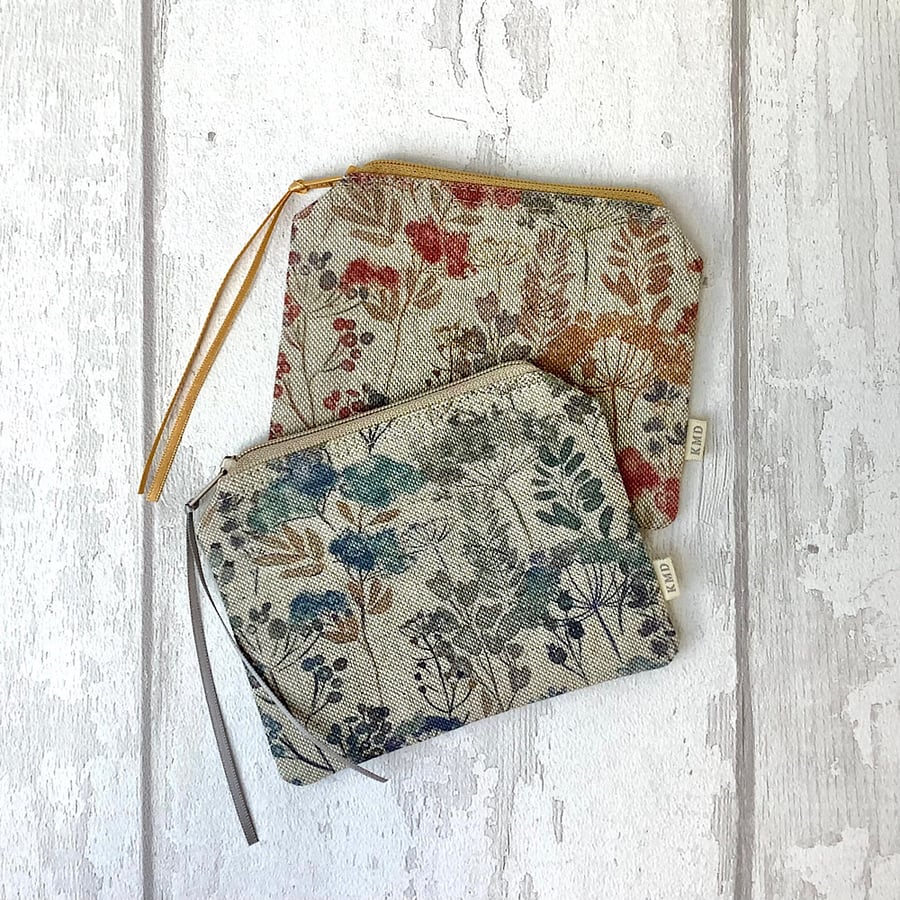 Floral Coin Purse - Zip Opening - Blue or Red