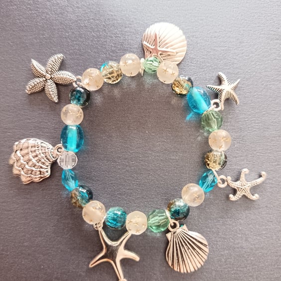 Elasticated nautical charm and bead bracelet