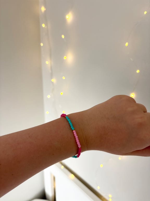 Blue Pink and Gold Beaded Bracelet
