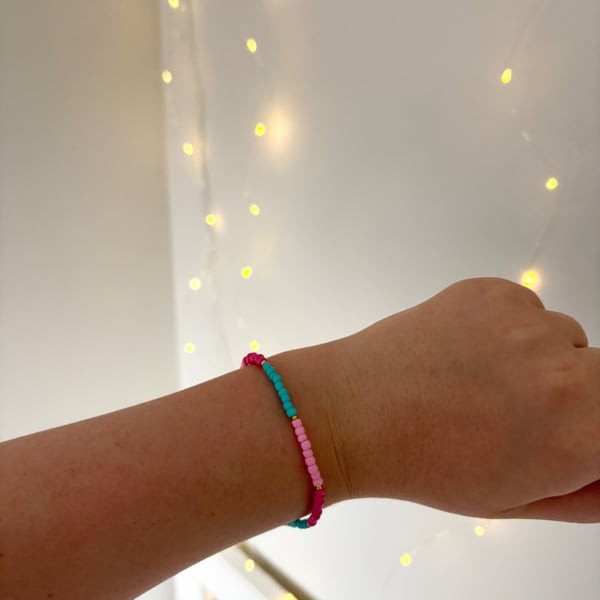 Blue Pink and Gold Beaded Bracelet
