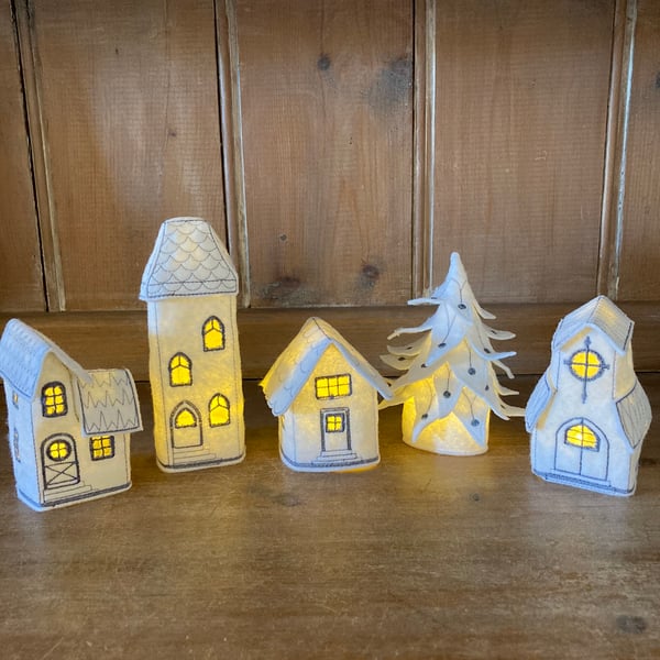 White Christmas Batterytea light village. 