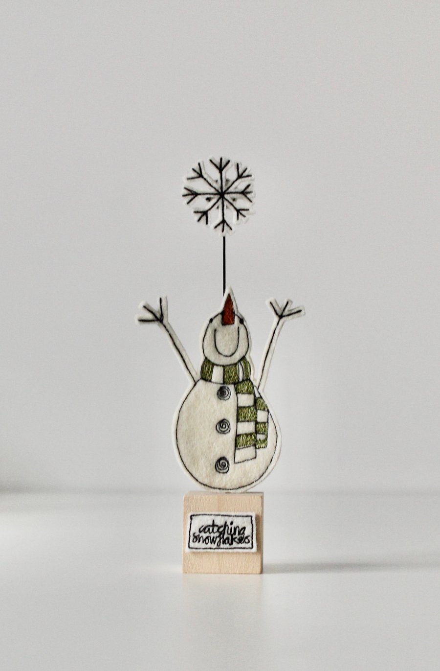 'Catching Snowflakes' - On the block Christmas Decoration