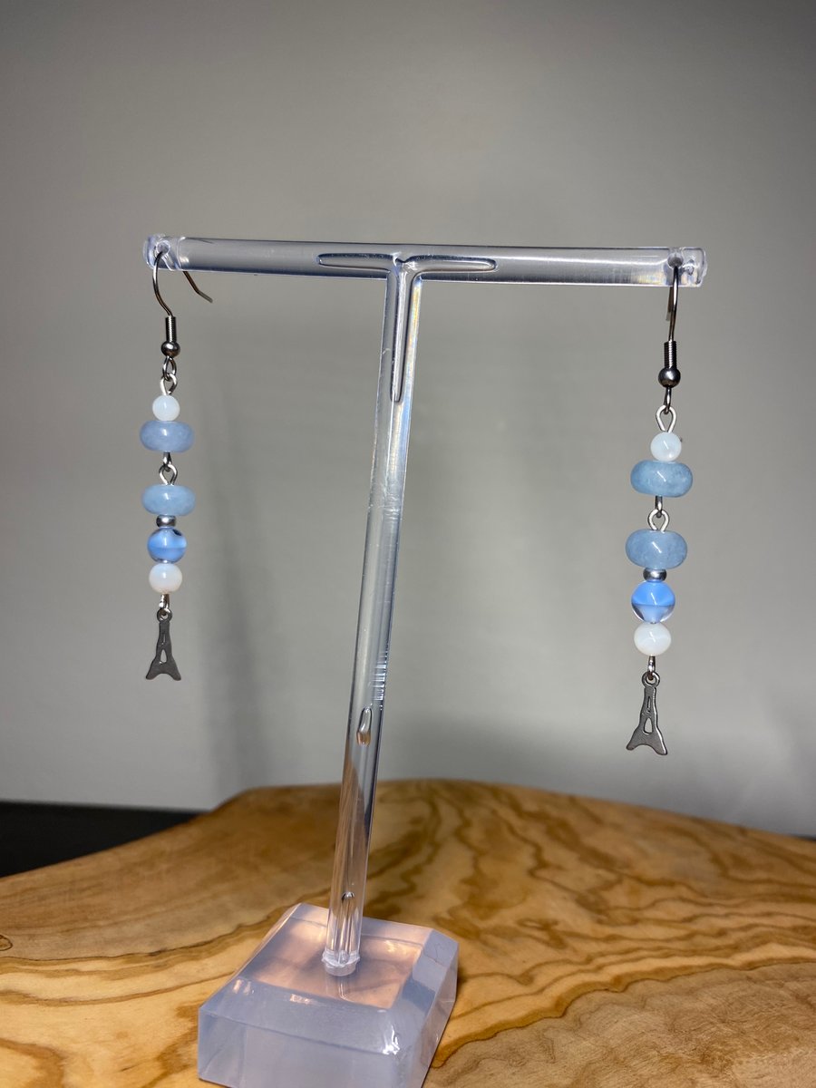 Parisian Chic Eiffel Tower Earrings 