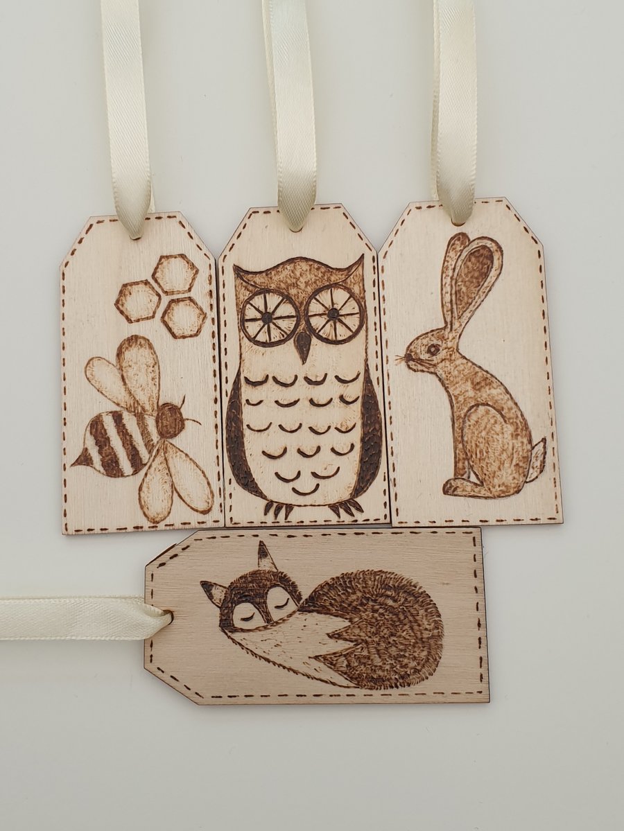 Handburnt Wooden nature gift tags or labels decorated using pyrography 