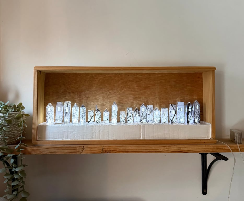 Light Up Paper City, Forest Art Sculpture Lamp, Bookshelf Diorama