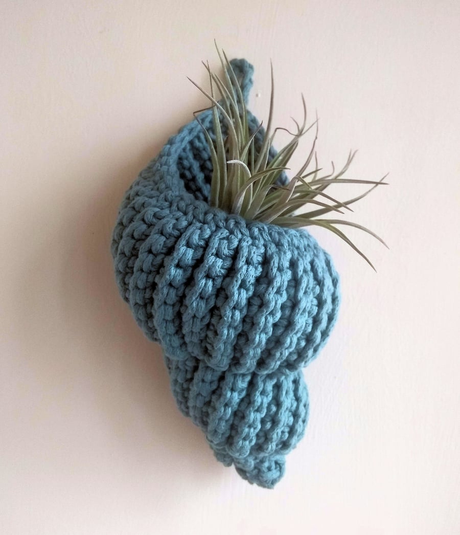 Crochet shell, FREE P&P, home decor, hanging decoration, plant display