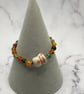 Waving cat charm stretchy bracelet with multicoloured agate - Image 3