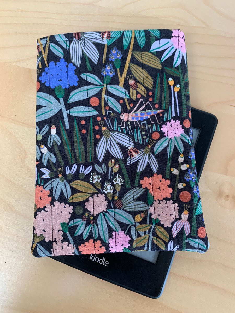Flowers And Garden Creatures Quilted Fabric Sleeve for 6” Kindle Paperwhite