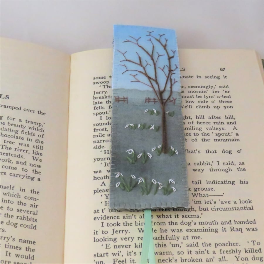 Winter Snowdrops bookmark - painted and stitched