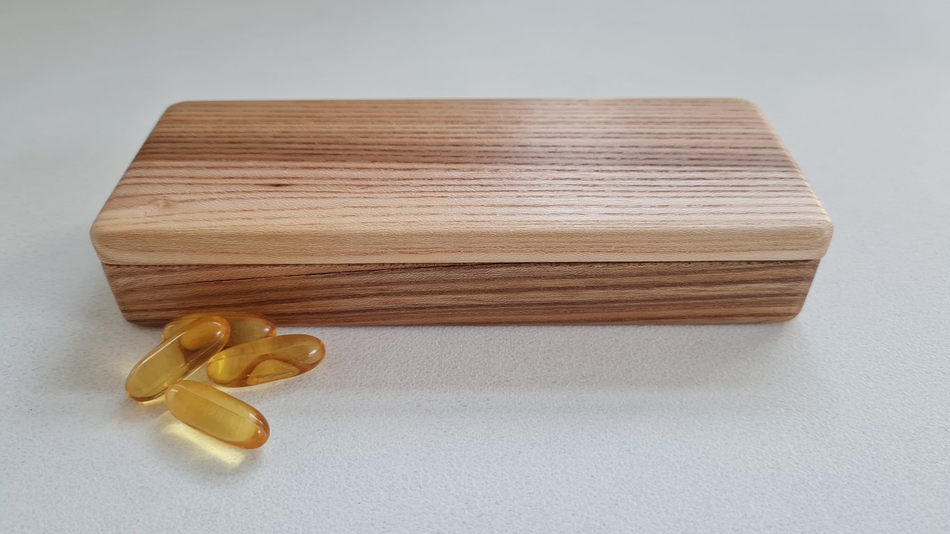 Large Solid Wood Pillbox - 7 Day Pill Organiser