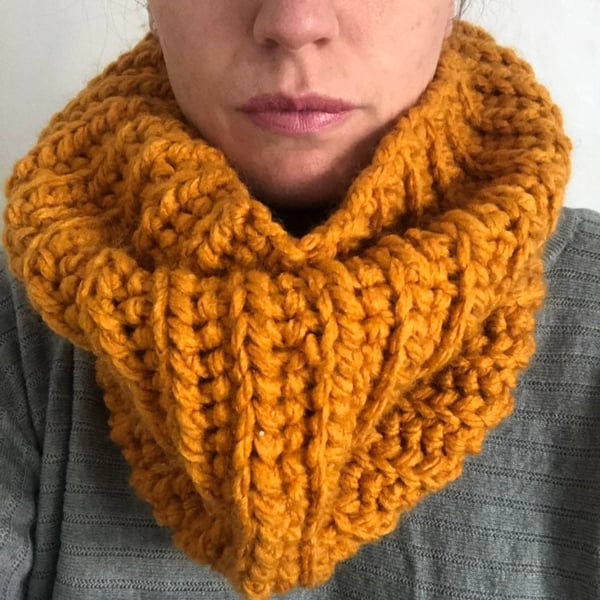 Handmade chunky knit crocheted snood