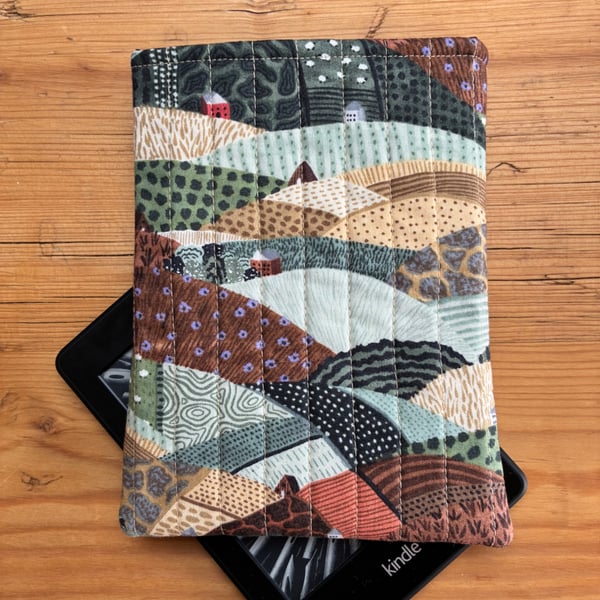 Countryside Quilted Fabric Sleeve For 6" Kindle Paperwhite 