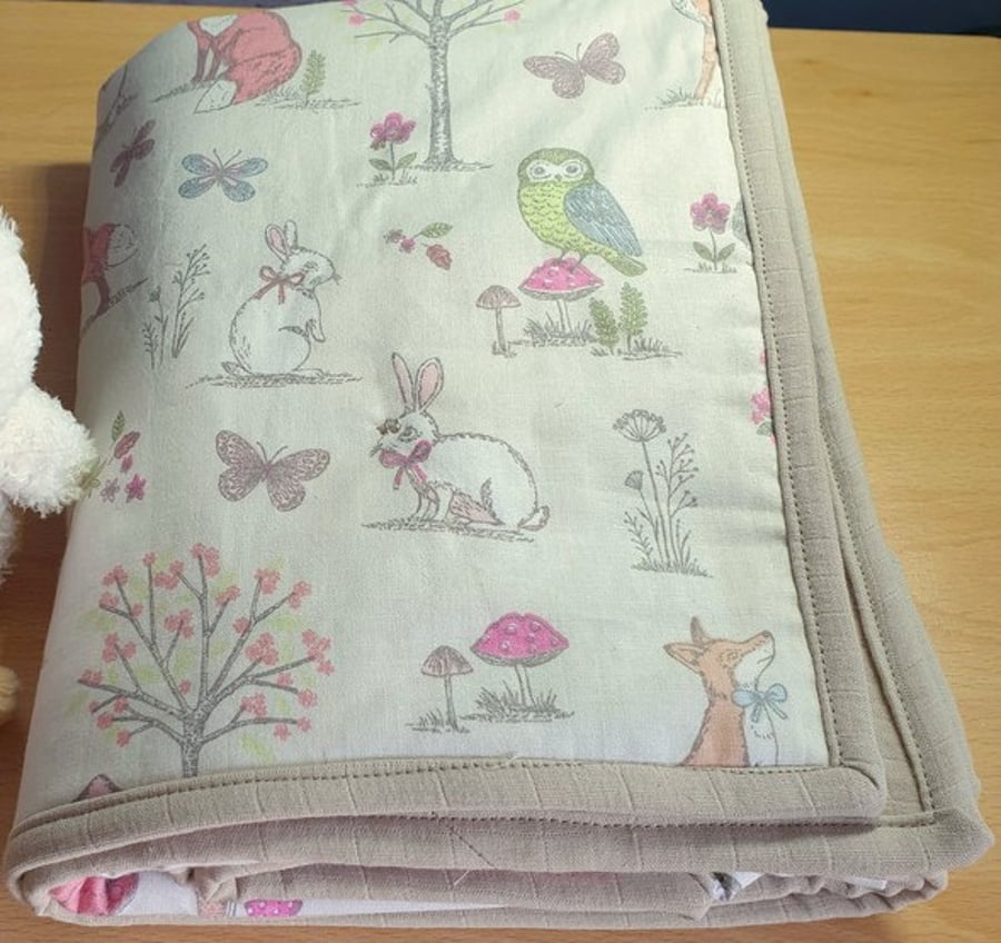 Personalised Handmade Baby Nursery Quilt – Woodland Animals Fabric 