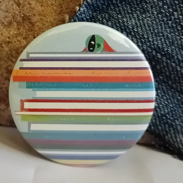 Picture Book  Badge - Pea and Books
