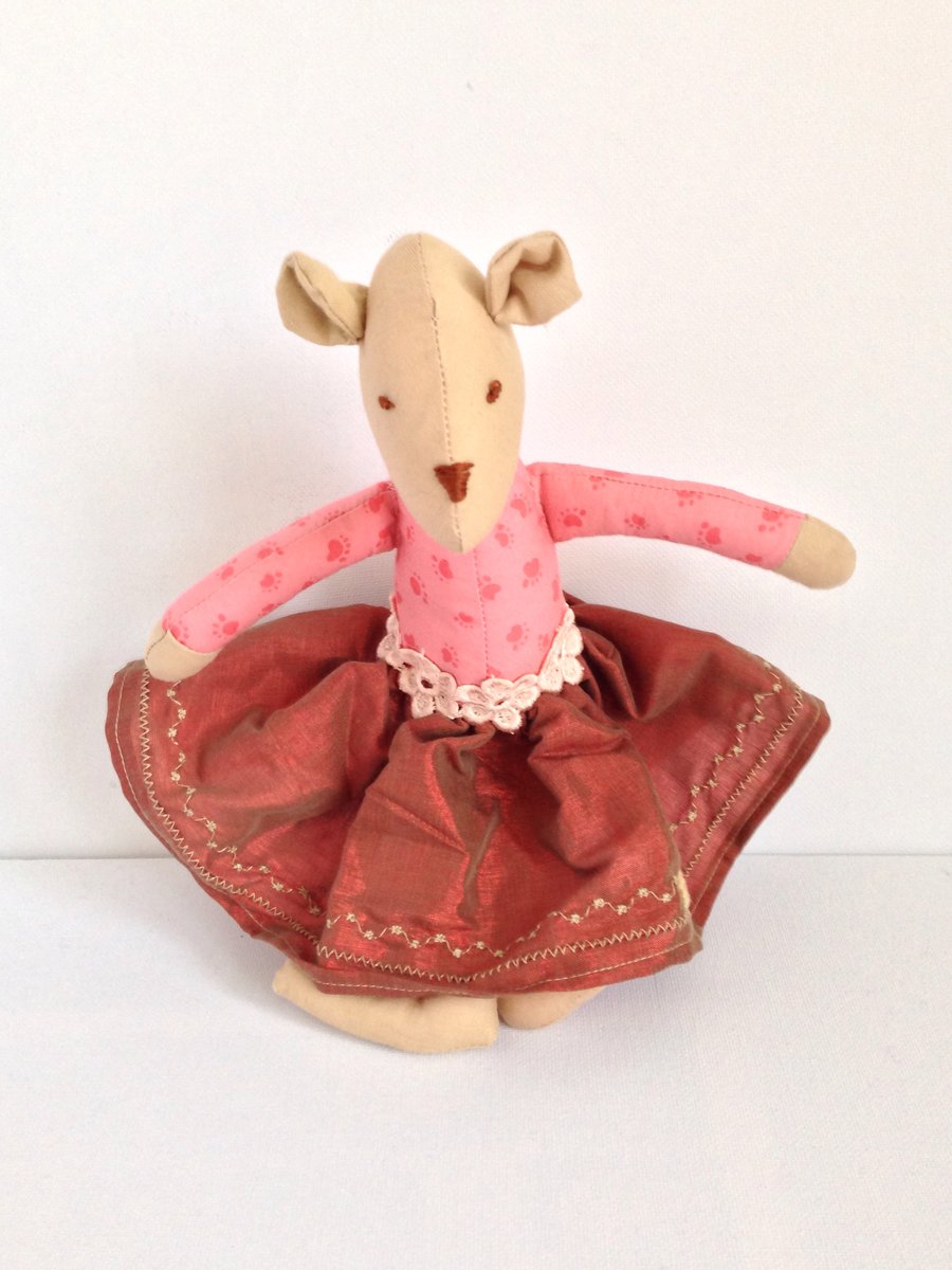 Mouse - Harriet Queensbury - 27cm Metro Mouse (free postage)