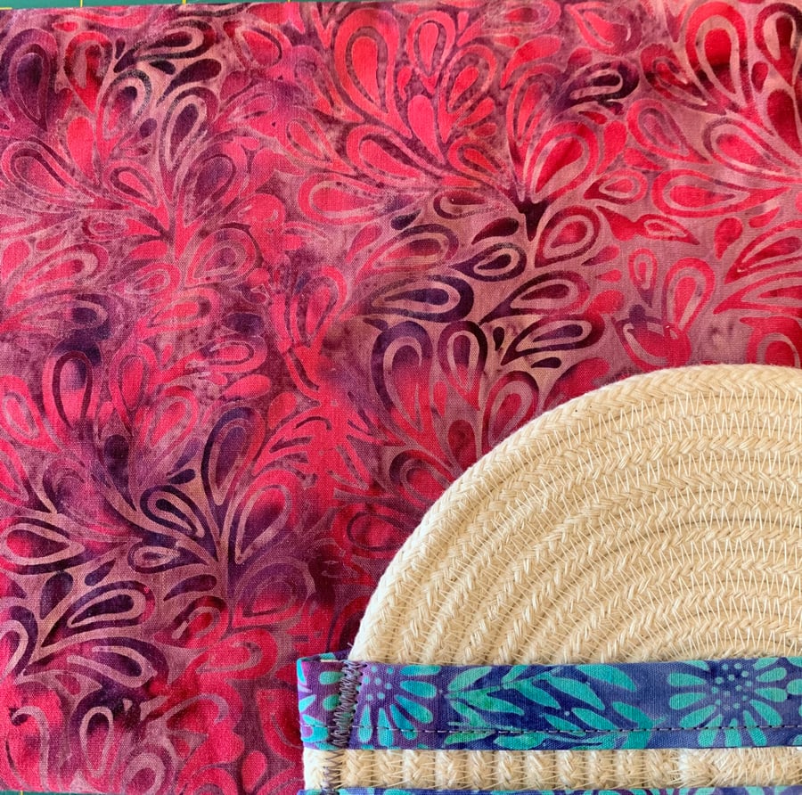 Playing Card Holder - 13 Cards- Pink