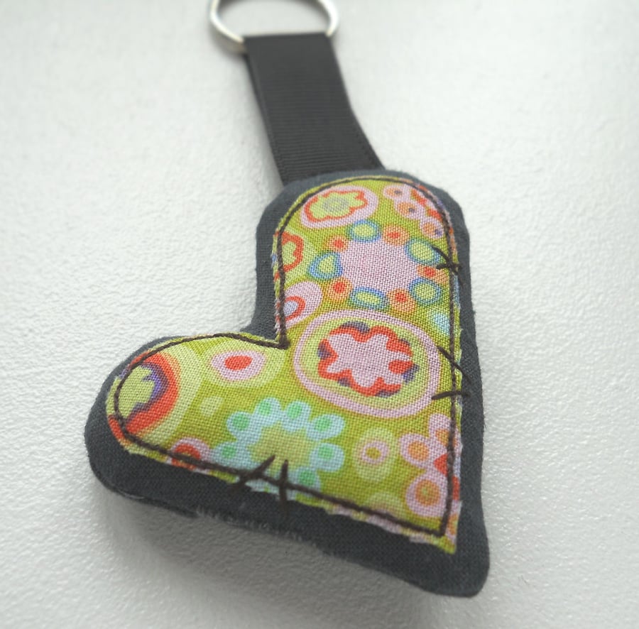applique embroidered heart keyring key fob hanging decoration LIME PRINT