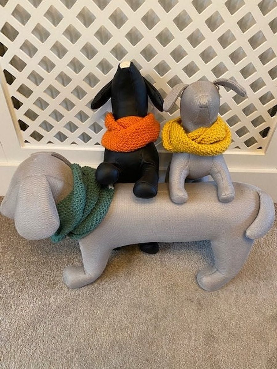 Small Neck Schnoodle the alternative to a Scarf