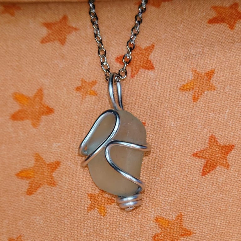 Seaglass Pendant Swirl - White & Silver