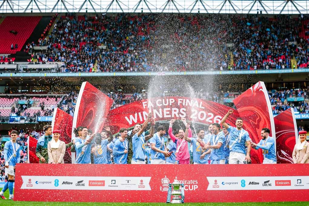 Manchester City FA Cup Winners 2026 Photograph Print