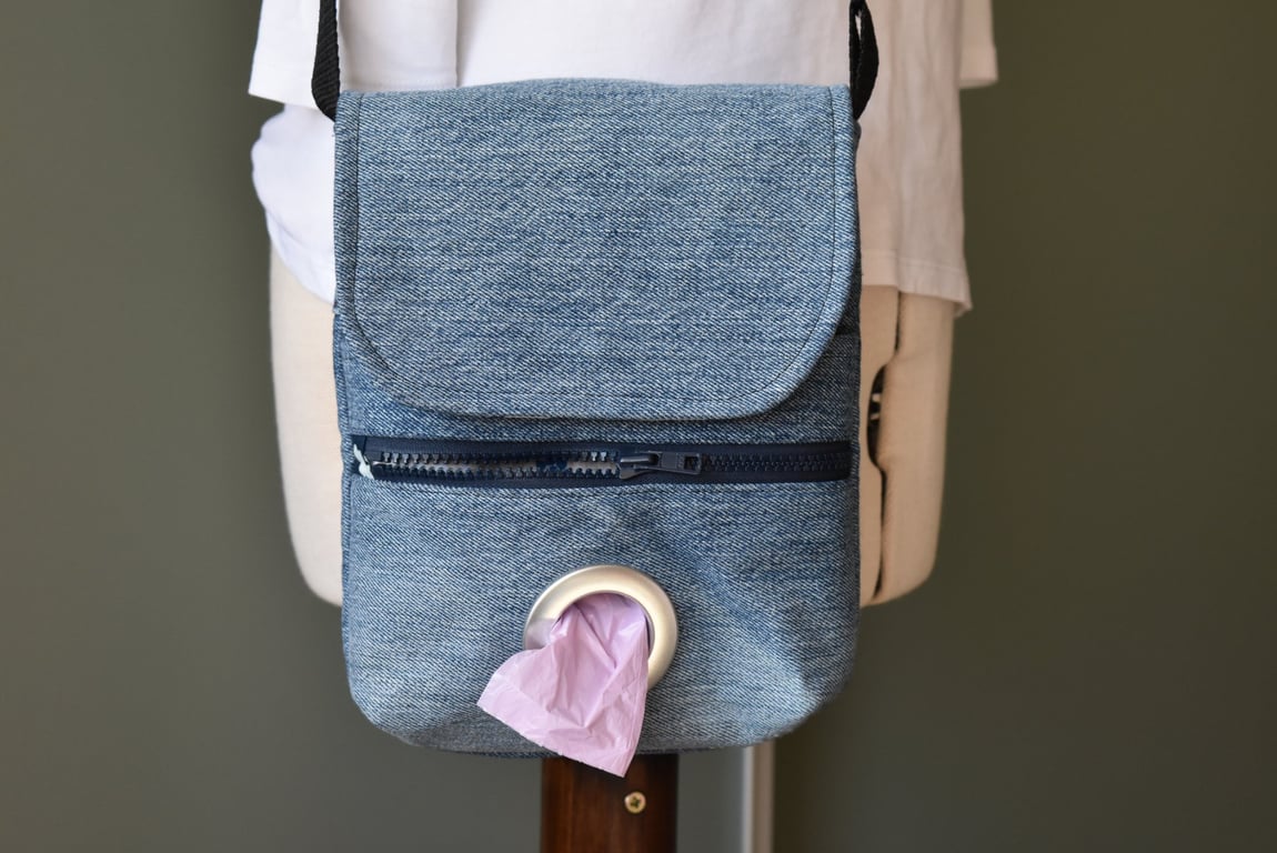 Tote bag for dog walkers, securely sewn from preloved denim with bag dispenser.