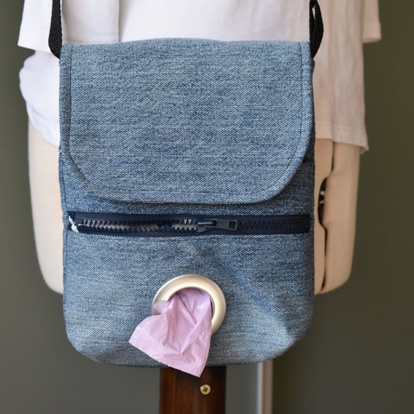 Tote bag for dog walkers, securely sewn from preloved denim with bag dispenser.