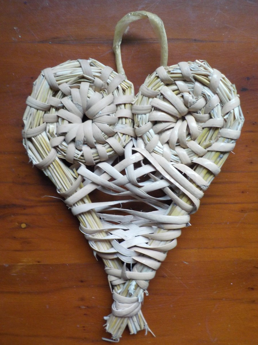 St Dwynwen's Straw Spiral Natural Heart Welsh Saint, love,Valentine,Wedding, 