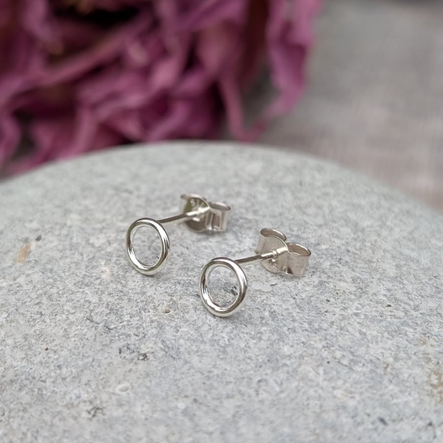 Sterling Silver Small Circle Stud Earrings - JBJ3009