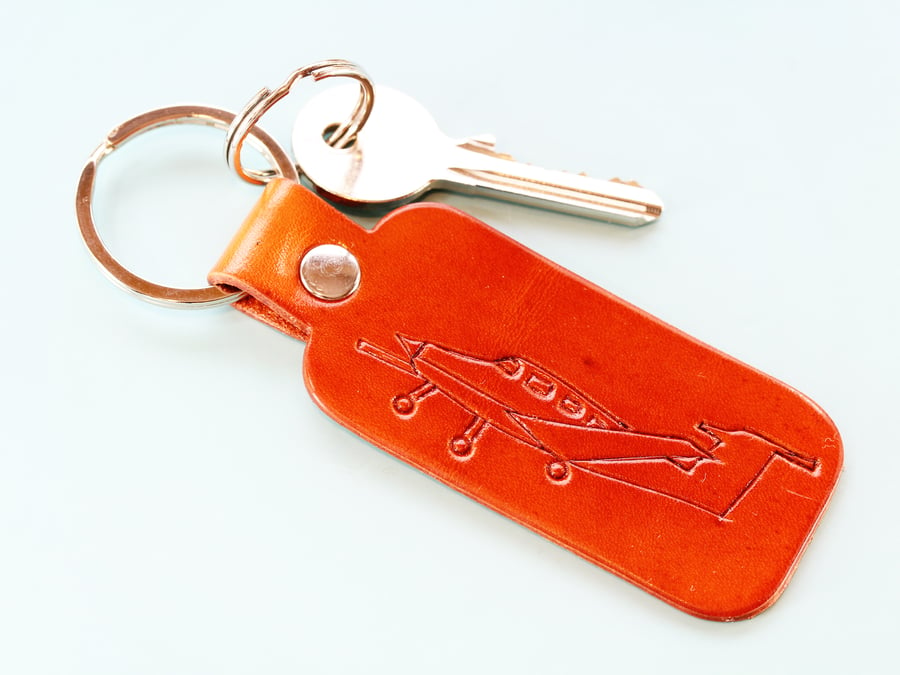 Hand-Carved Piper Arrow Plane Leather Keyring, Unique Key Fob Gift For Pilot