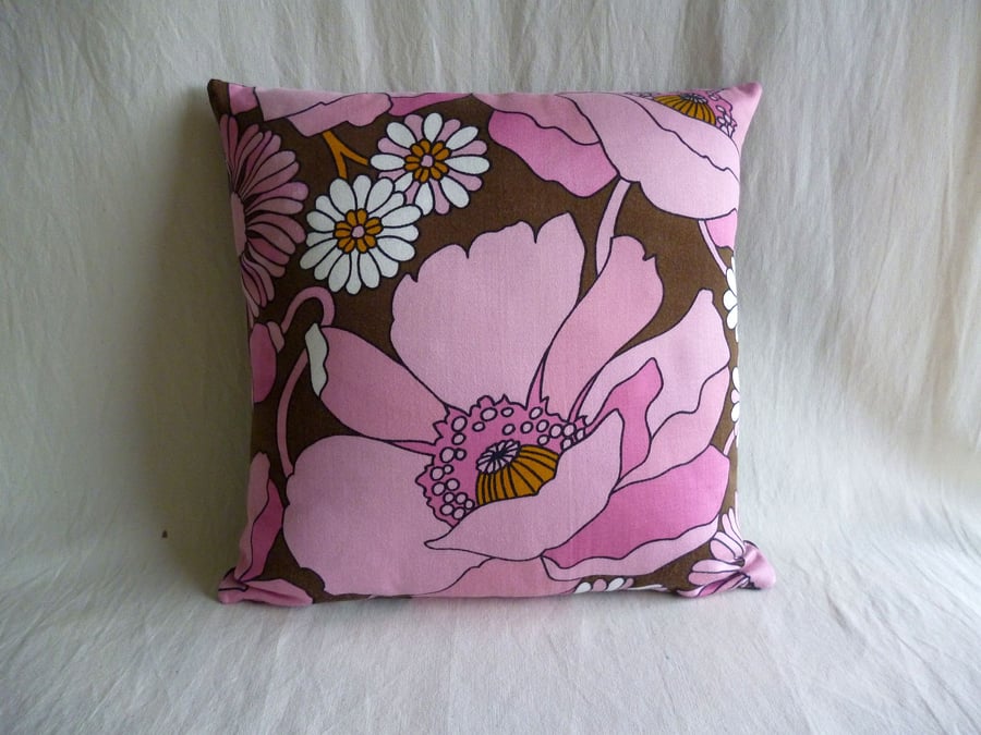 1960s bold vintage fabric cushion cover