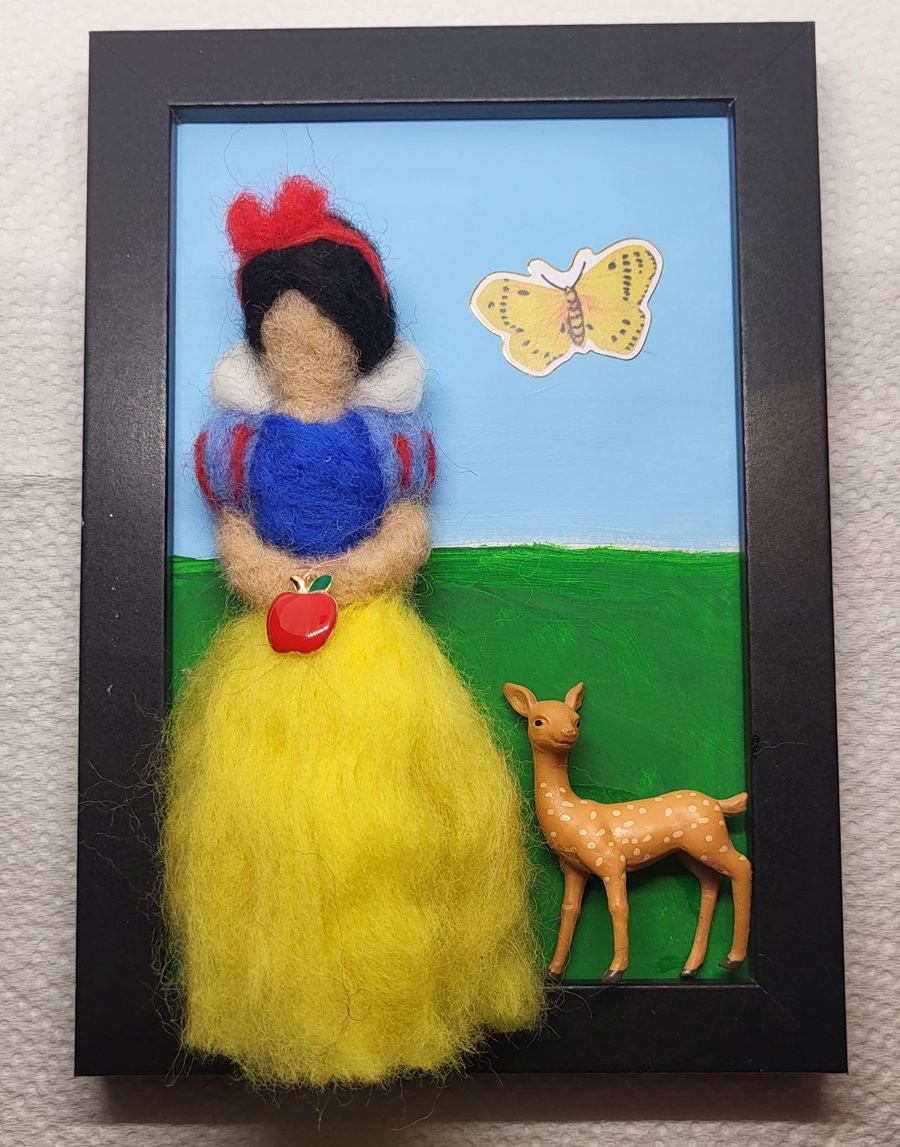 Snow White Inspired Miniature Framed Figure 