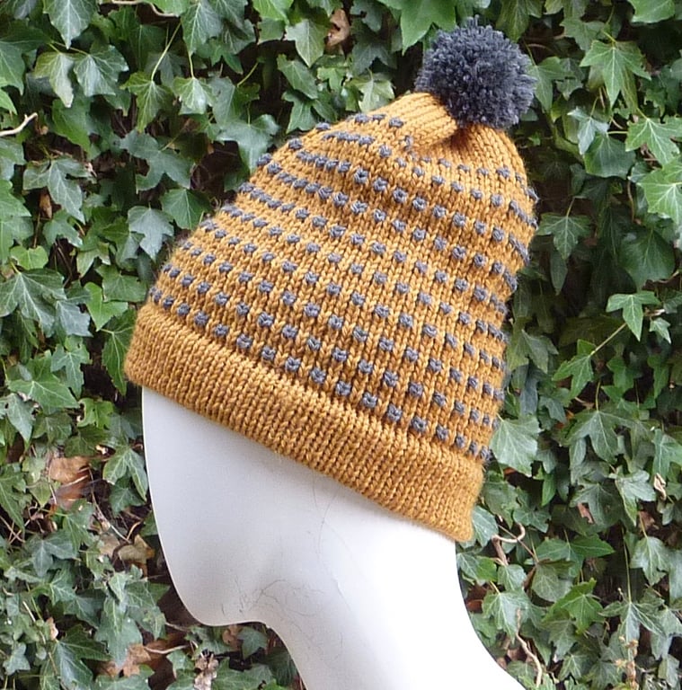 Woman's Knitted Beanie