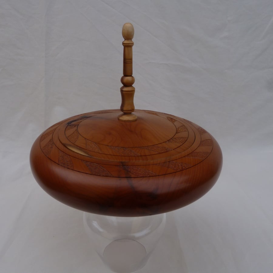 YEW  CONTAINER,WOOD LATH TURNED