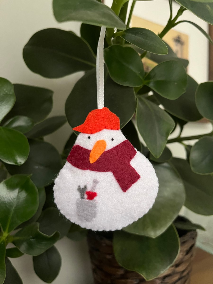 The Handy One - Felt Snowman Decoration
