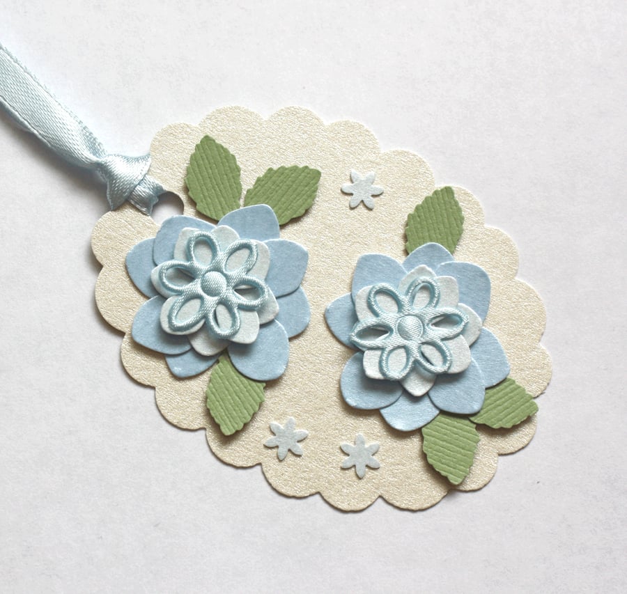 Blue Flower Card Topper Tag