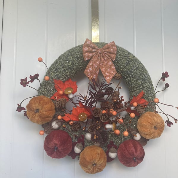  A Rustic Crochet Autumn Welcome Wreath