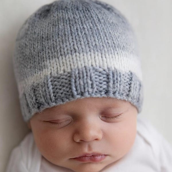 Gender Neutral Baby Hat 0-3 Months, Hand Knitted Beanie