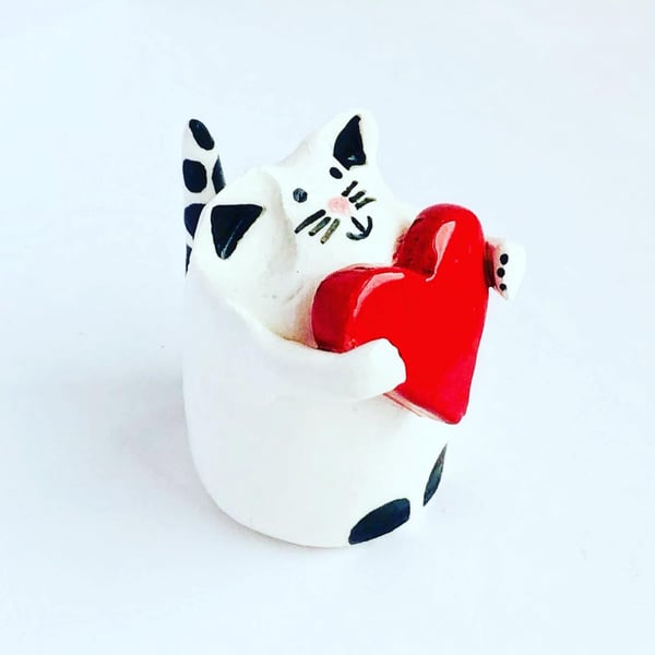Ceramic Love Cat - Sunny