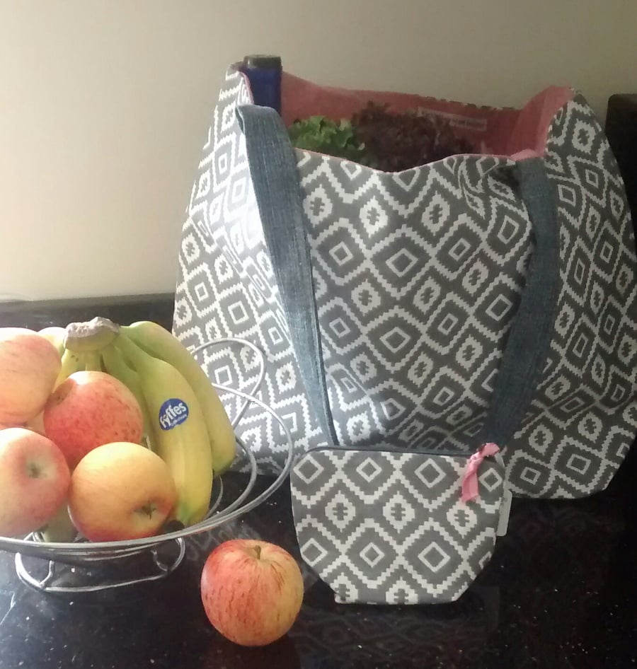 Shopping Bag - Tote Bag - Beach Bag with Coin Purse