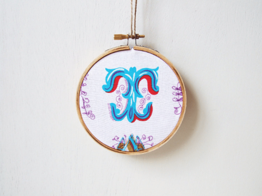 T embroidery hoop, initial letter T embroidery, 